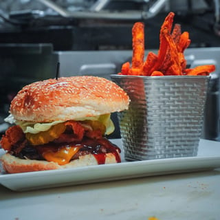 The Texan Burger (Amboy)
